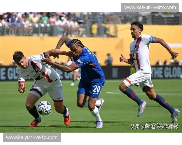 欧协联决赛：一场属于热爱与荣耀的夜晚