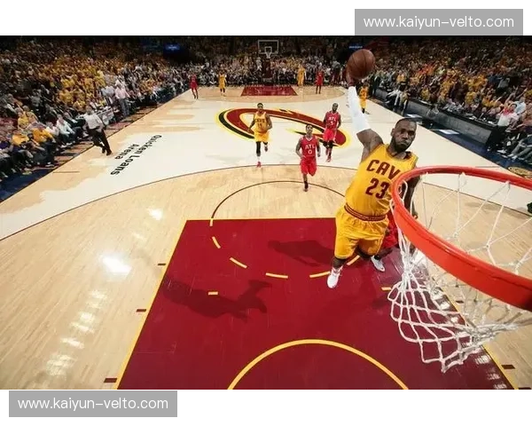 跨越重洋的巅峰对话：当中国男篮遇上克利夫兰骑士，谁才是球场上的终极答案？